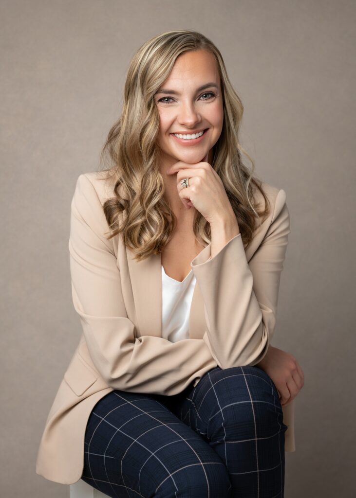milwaukee branding photographer, Milwaukee headshots, professional headshots, branding photography near me