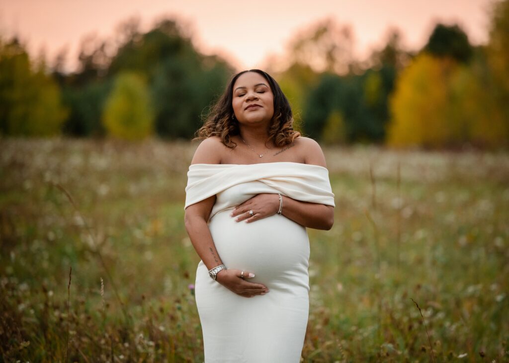 Maternity session in fall at Virmond Park